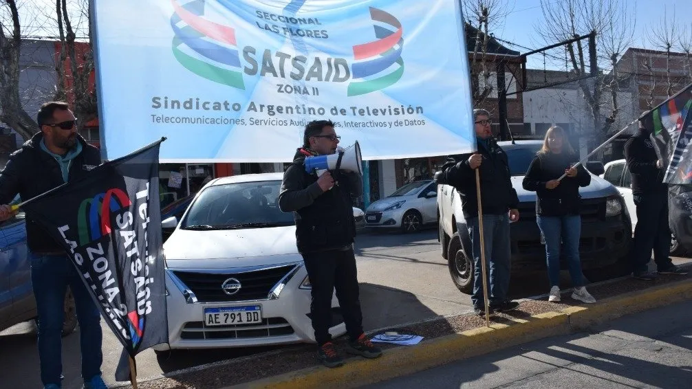  Trabajadores del Sindicato de Televisión realizaron una protesta en las oficinas de Personal Flow